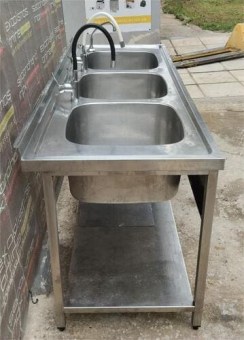 Λάντζα Ανοιχτή Ανοξείδωτη 189x70x85Cm Με 3 Γούρνες 50x50 Μεταχειρισμένη